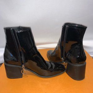 🌟SOLD🌟 Forever 21 Boots 🌑